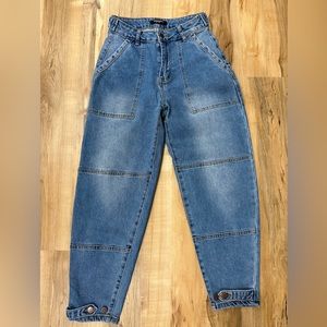 NWOT Jeans with Button Details